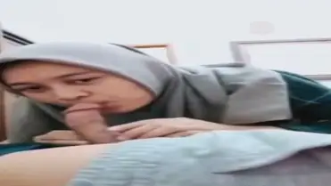 Ukhtinya Cantik